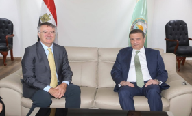  وزير الزراعة يستقبل مدير معهد سيام باري الإيطالي