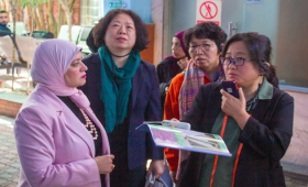 وفد علمي صيني يتفقد معمل متبقيات المبيدات 