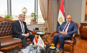 سويلم يبحث تعزيز التنسيق الإعلامي بشأن قضايا المياه