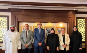 رئيس هيئة سلامة الغذاء يلتقي قيادات بلدية دبي لتبادل الخبرات