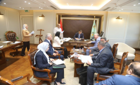  وزير الزراعة يبحث مع أعضاء النواب والشيوخ طلبات المواطنين