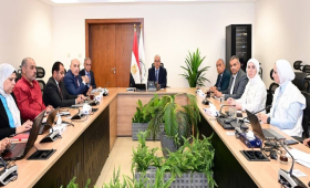  وزير الري يتابع تطوير منظومة محطات الرفع 