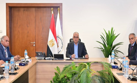  وزير الري يعلن استمرار رصد الحشائش باستخدام الأقمار الصناعية 
