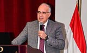 وزير الري يلقي محاضرة عن مجهودات الدولة لتحقيق الأمن المائي