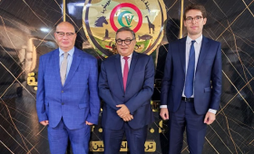 رئيس الخدمات البيطرية يستقبل مستشار الشئون الزراعية الفرنسي
