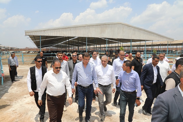 وزير الزراعة يطلق المرحلة الثانية من مبادرة إحلم لدعم صغار المربين