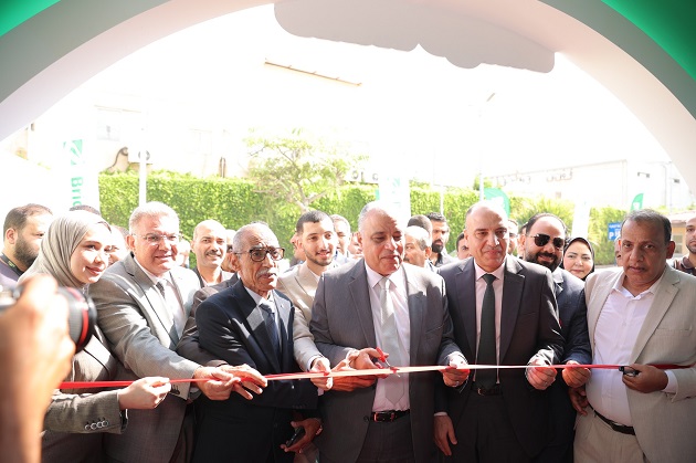 د.علاء عزوز وقيادات الزراعة يفتتحون معرض أجري بلازا 2025 (صور)