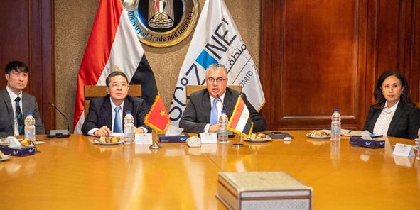 حوافز الاستثمار في اقتصادية قناة السويس في لقاء مصري فيتنامي