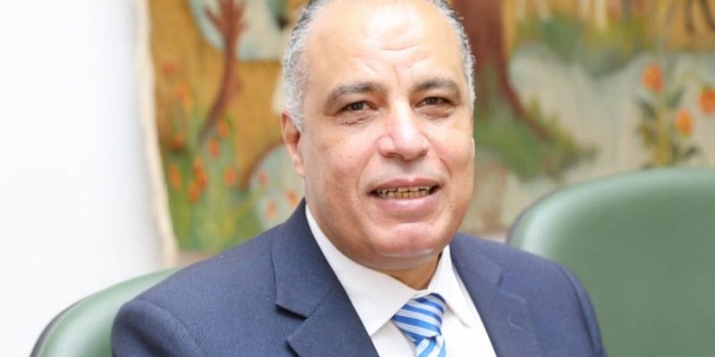عزوز: وزارة الزراعة لا تعتبر قش الأرز عبئاً بيئياً بل ثروة قومية  
