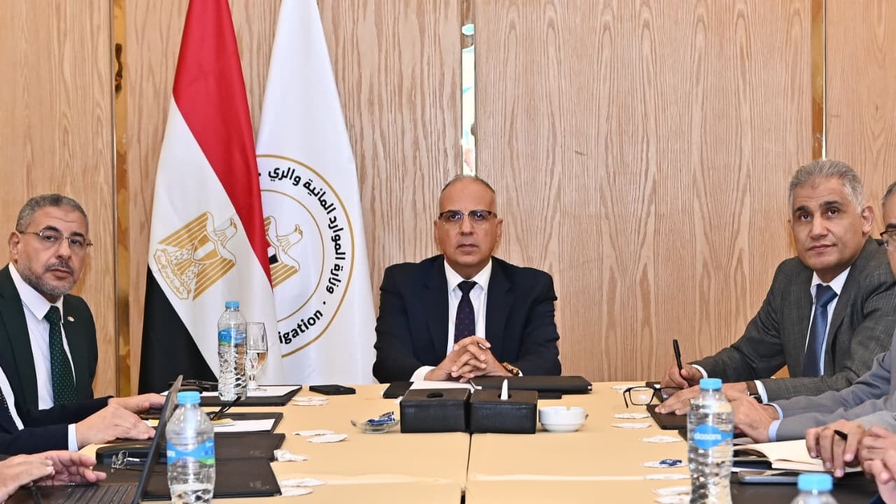 «الري» تتابع إيراد نهر النيل واستعدادات موسم الأمطار والسيول