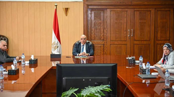 سويلم يعلن تنفيذ 76 % من مسار مياه الصرف لمحطة الدلتا الجديد