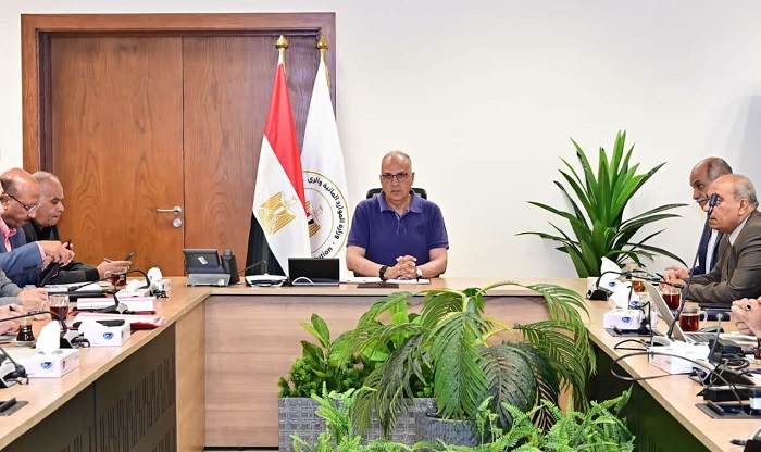 سويلم يبحث تطوير منظومة رقمية متكاملة لإدارة الموارد المائية