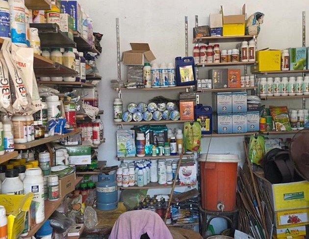 ضبط 470 عبوة مبيدات مخالفة بالشرقية