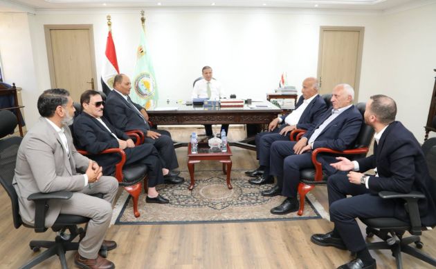 وزير الزراعة يبحث دعم مربي الدواجن وفتح أسواق للتصدير