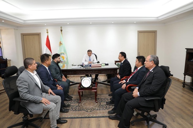 وزير الزراعة يبحث مع ممثلي نيو هوب الصينية التوسع في الاستثمارات