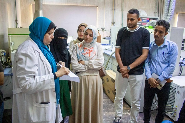 متبقيات المبيدات ينظم تدريبا حول طرق وتقنيات الفحص الميكروبيولوجي في الأغذية 
