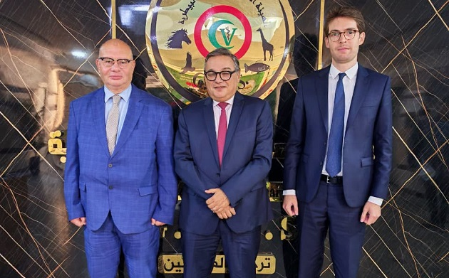 رئيس الخدمات البيطرية يستقبل مستشار الشئون الزراعية الفرنسي