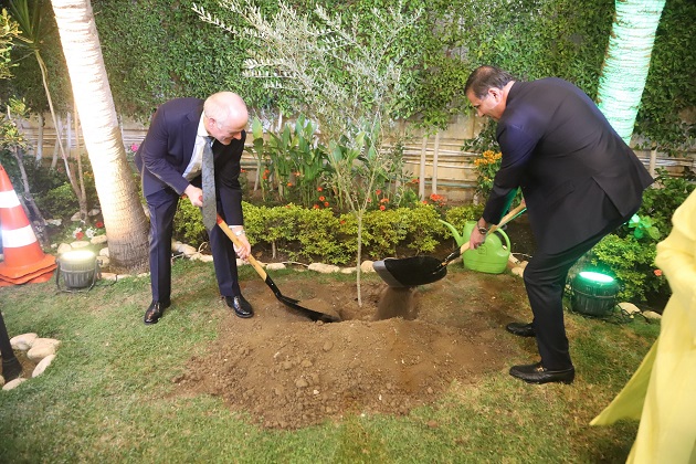  فاروق: التبادل التجاري بين مصر واستراليا وصل لـ 650 مليون دولار 