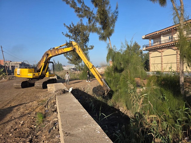 الزراعة تعلن إزالة تعديات عن 8 آلاف متر وتطهير 30 مسقى